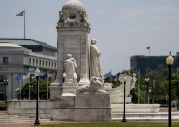 Columbus Fountain springs to life by Union Station