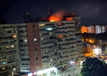 Russian drone crashes into Romanian apartment building as Moscow’s tensions with NATO increase