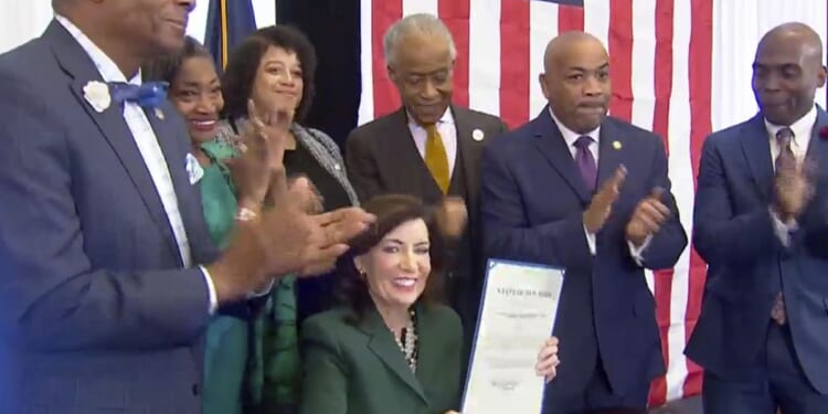 N.Y. reparations commission holds final public hearing as residents call for cash payments