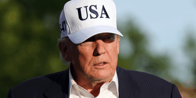 President Donald Trump arrives to the White House.