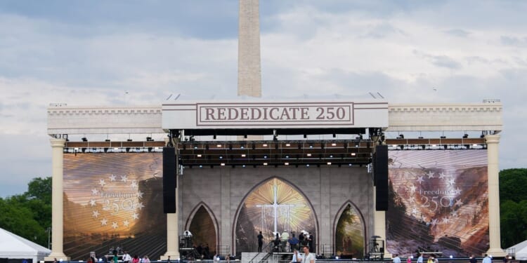 Diesel fuel spills from generators onto National Mall, leaks into cisterns
