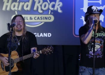 Bret Michaels’ guitarist unloads on fans who turned on singer over Freedom 250