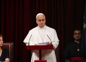 Pope’s historic speech to Spain’s parliament demands respect for migrants and gets 7-minute ovation