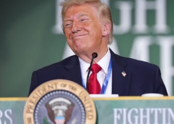 Trump administration warns more than 500 hospitals to provide more price information or face fines