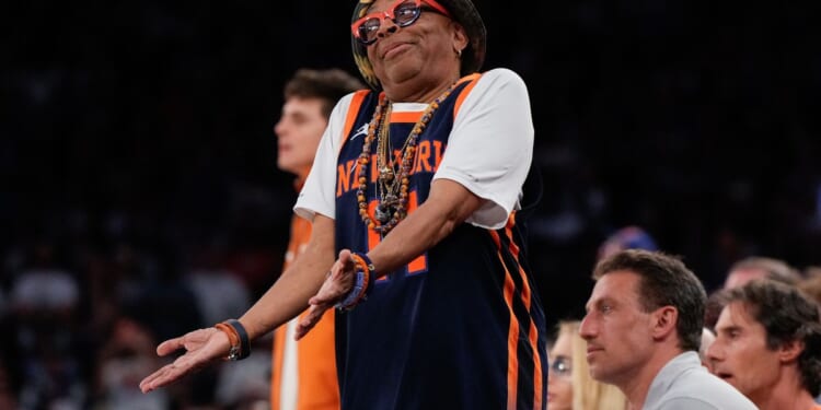 Spike Lee says ICE agents not welcome at Knicks championship parade