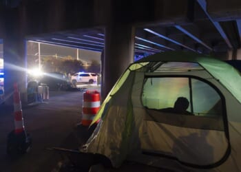 Louisiana passes anti-homeless bill that gives vagrants option of treatment or jail