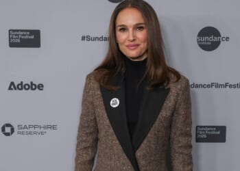 Natalie Portman, 350 people in film industry back Israeli director forced from French festival