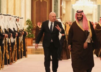Saudi Arabia lifts 5-year ban on Lebanese imports, marking a thaw in Gulf-Lebanon ties