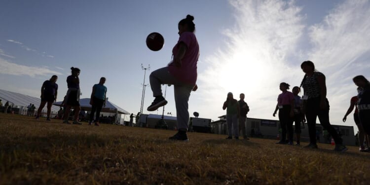 Feds identify 146,000 unaccompanied migrant children smuggled into country under Biden