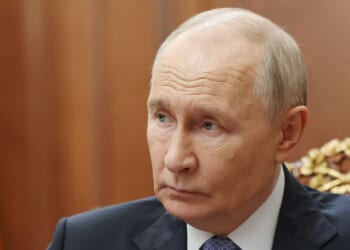 Putin hosts leaders of Southeast Asian nations, seeking to boost their business ties