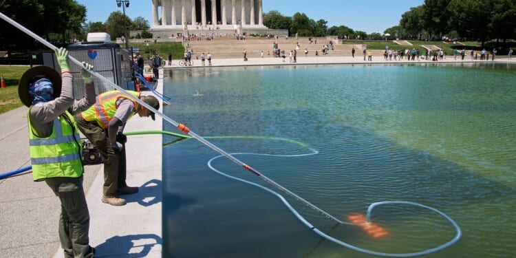Trump says Reflecting Pool was ‘vandalized’
