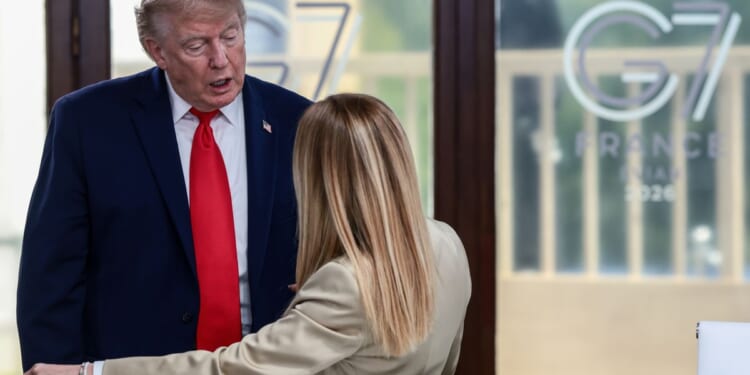 Trump deepens the dustup with Italy’s Meloni over a disputed photo from the G7 summit