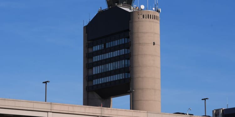 Jets were 300 feet apart in Boston close call that forced Delta flight to abort landing, expert says
