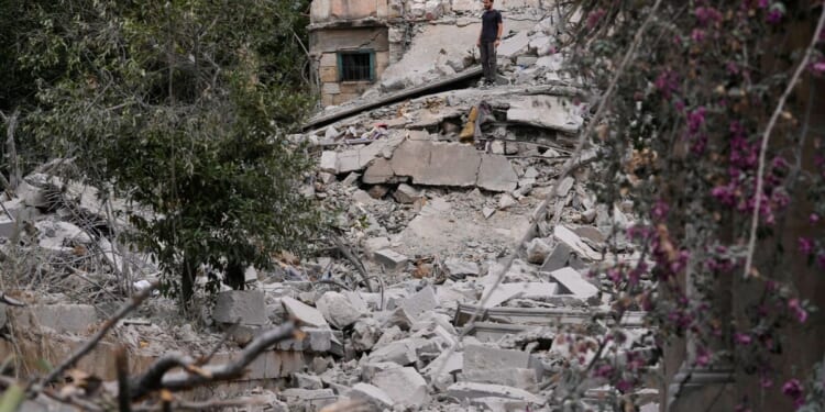 Israel attacks Hezbollah militants in southern Lebanon despite ceasefire agreement