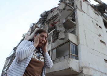 Trump pledges to help Venezuela recover from massive earthquakes
