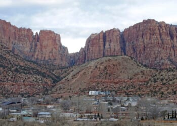 Polygamous sect leader convicted of abuse charges after girls found in trailer on Arizona highway