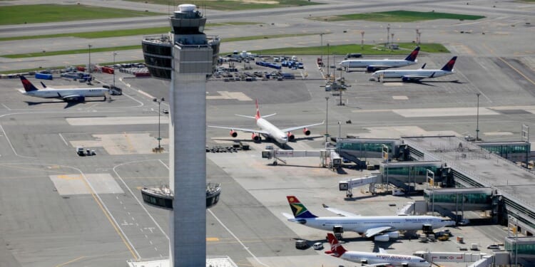 JetBlue pilot reports hitting drone as plane approached JFK airport to land Monday morning