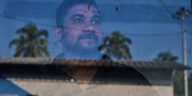 How global scammers use U.S. tech to fleece people
