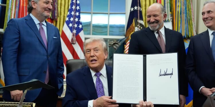 Trump filing shows he took in about $1.2 billion from crypto businesses last year