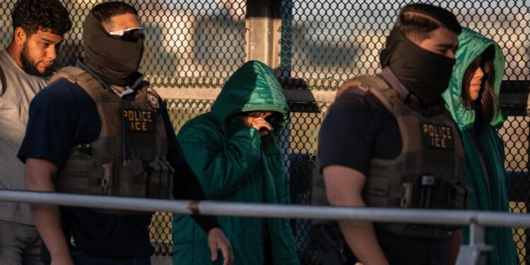 Appeals court backs Trump’s expansion of speedy deportations