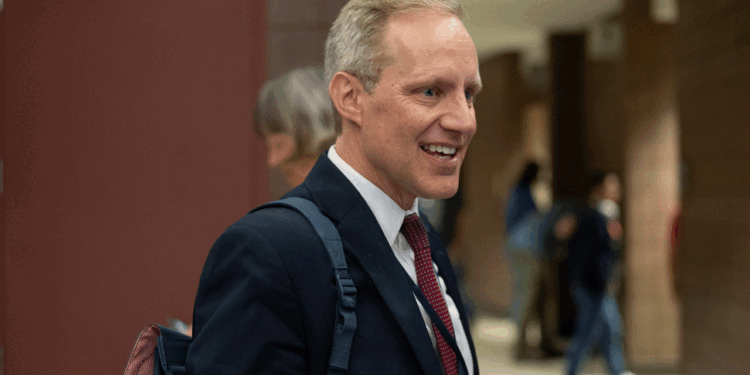 Minnesota Secretary of State Steve Simon arrives for Day 1 of the Minnesota Democratic-Farmer-Labor (DFL) Party Convention in the Mayo Civic Center in Rochester, Minn. on Friday, May 29, 2026. (Photo by Alex Kormann/The Minnesota Star Tribune via Getty Images)