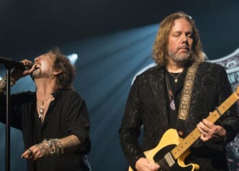 Chris and Rich Robinson of the The Black Crowes at the Hard Rock Casino in Rockford, Illinois.