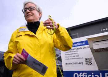 Democratic gubernatorial nominee Tina Kotek speaks with members of the media before casting her ballot at a ballot drop box on November 2, 2022 in Portland, Oregon. Oregon's 2022 gubernatorial race has garnered national attention in recent weeks as Kotek's Republican opponent, Christine Drazan, has risen in the polls to draw within striking distance of victory. Oregon has not elected a Republican governor since 1982. (Photo by Mathieu Lewis-Rolland/Getty Images)