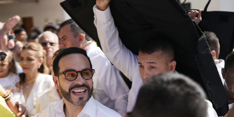 Presidential candidate Abelardo de la Espriella of the Defenders of the Motherland movement depart a polling station after voting during the presidential election in Barranquilla, Colombia, on May 31, 2026.