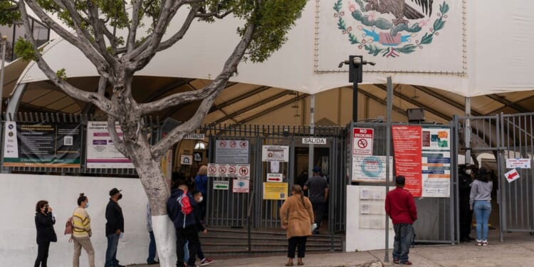 The Los Angeles Mexican Consulate is surrounded by citizens on May 8, 2021.