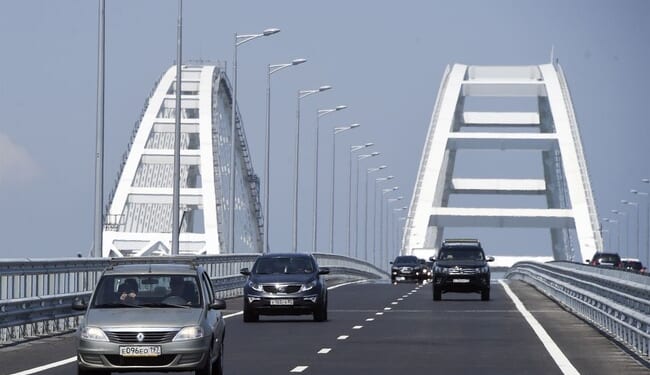 State of Emergency Declared in Crimea, Traffic Jam of Cars Trying to Leave – HotAir