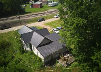 ‘Right under our nose and no one was there to help them.’ 16 kids found in squalor shocks Ohio town