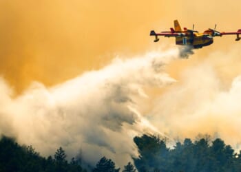 Wildfire southwest of Denver forces thousands to evacuate and destroys more than 160 structures