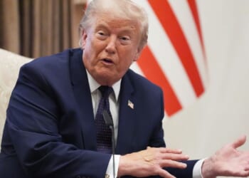 Trump aims again for control of Greenland