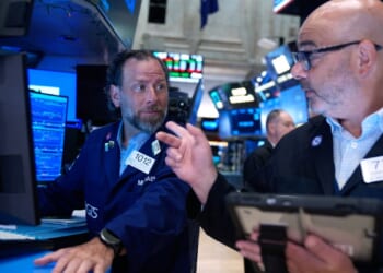AI stocks fall after Samsung Electronics’ strong profit forecast fails to impress