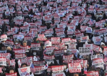 South Korean law targeting ‘fake news’ takes effect as journalist groups raise concerns