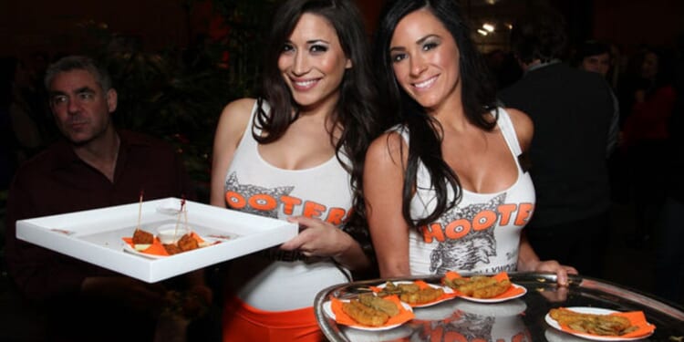 Hooters closes all restaurants in four states amid restructuring