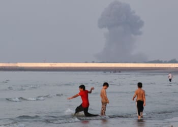 Conflict in Gulf reignites, with strikes, U.S. blockade on Iranian ports