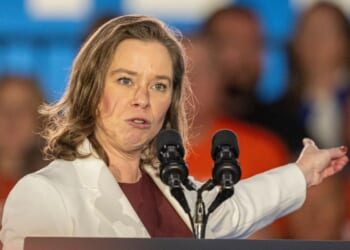 Wisconsin governor candidate says her campaign has far less money than she thought
