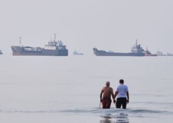 Trump backtracks on Strait of Hormuz tolls, seeks Gulf-funded investments in U.S.