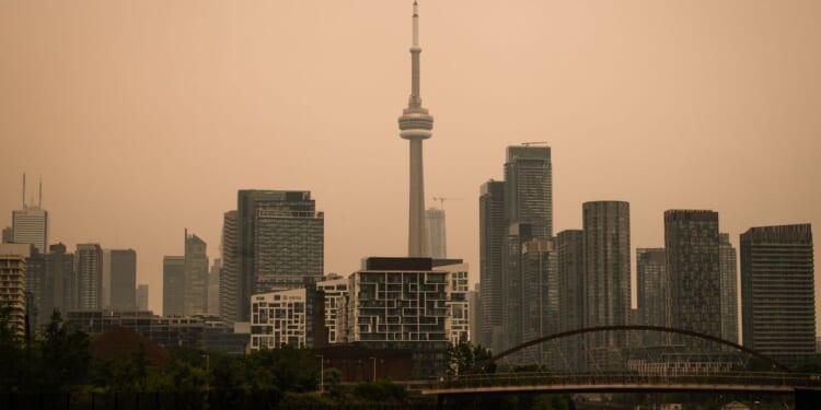 Busy wildfire season continues exposing millions in Midwest and Northeast U.S. to dangerous smoke