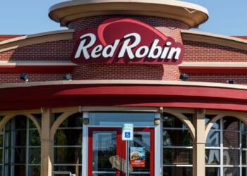 Red Robin closes more restaurants under debt-reduction plan to close 70 locations
