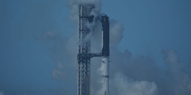 SpaceX Starship Launch Aborted on the Pad at the last moment