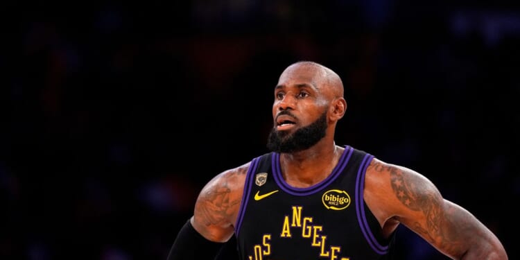 Los Angeles Lakers announce jersey patch partnership with financial assistant app Albert
