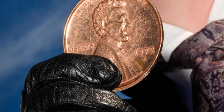 Pennies no longer given as change in Fairfax County taxes or fees due to shortage