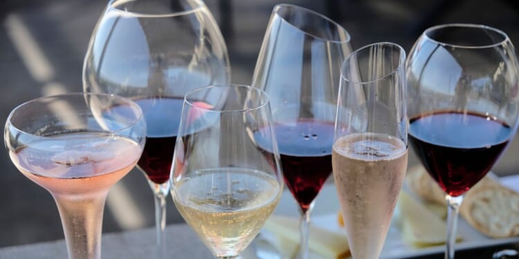 Nursing homes can serve alcohol under Minnesota’s grandparents ‘Happy Hour’ law
