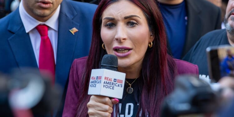 Laura Loomer meets with Zelenskyy in Ukraine after major reversal on the war