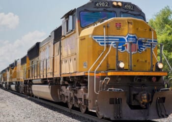 Union Pacific picks up Canadian National’s support for its plan to acquire Norfolk Southern railroad