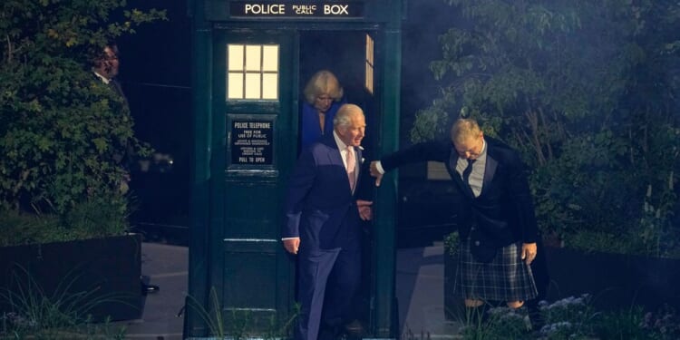 King Charles emerges from Doctor Who’s TARDIS to open Commonwealth Games in Glasgow