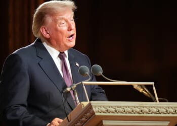 ‘A true American original’: Trump lionizes Lindsey Graham