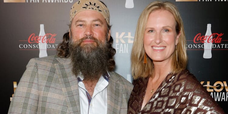 Willie Robertson and Korie Robertson have launched a new entertainment company to provide uplifting content.